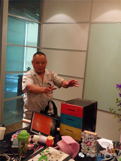 草莓视频网站下载欧迪创意无限 我型我秀手工比拼大赛