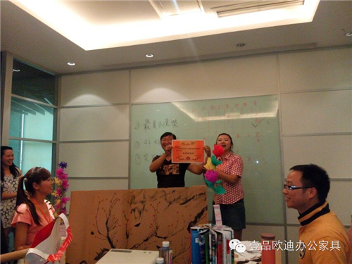 草莓视频网站下载欧迪创意无限 我型我秀手工比拼大赛