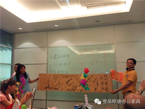 草莓视频网站下载欧迪创意无限 我型我秀手工比拼大赛