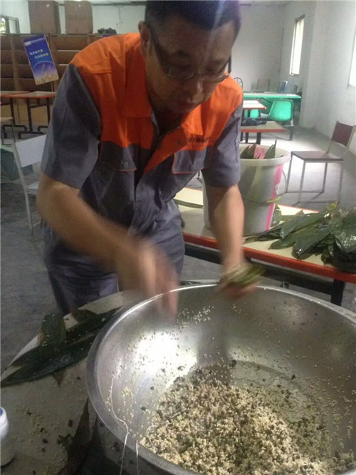 草莓视频网站下载欧迪生产基地过端午