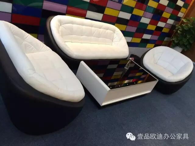 【央视新闻客户端】京东JD让老百姓放心网购，草莓视频网站下载欧迪让京东JD绿色办公